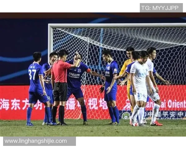 穆谢奎先拔头筹余望建功扳平雷文杰中框大连鲲城暂与重庆铜梁龙战平